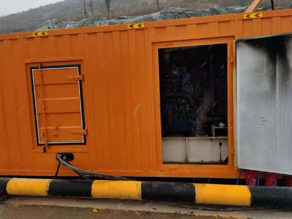 人民路街道出租发电机-船用柴油发电机的工作原理是怎么样的？